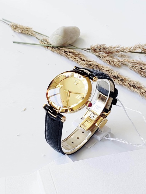 Đồng hồ nữ Ver.sace Revive