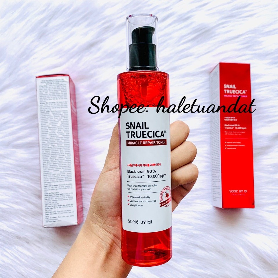 Nước hoa hồng Snail Truecica Some By Mi Miracle Repair 135ml màu đỏ