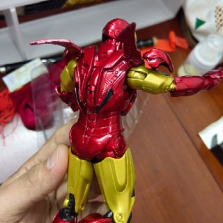 Mô hình Iron man rẻ nhất cao 17cm