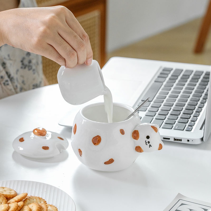 Cốc Uống Cà Phê Bằng Sứ Cao Cấp Có Nắp Đậy Và Muỗng Hình Gấu Dễ Thương