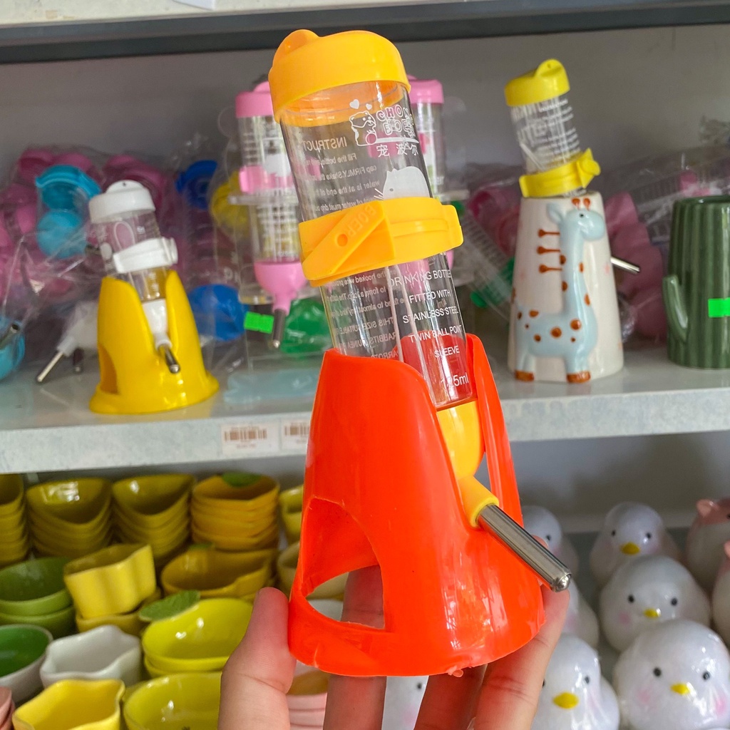 Đế bình nước nhựa cho hamster, sóc, bọ, nhím, thú nhỏ