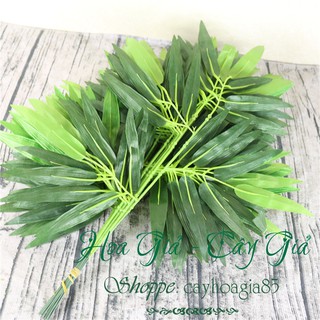 Lá giả - Cành lá tre trang trí