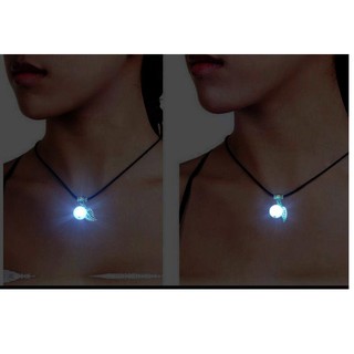 Dây Chuyền Biểu Tượng Chiếc Lá Trái Đào Tiên Dạ Quang Phát Sáng Trong Đêm DAYCHUYENTRAIDAO02