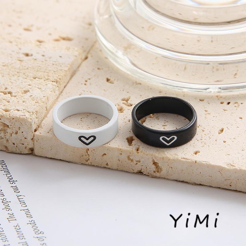 Set 2 nhẫn cặp màu trắng/đen thời trang Hàn Quốc