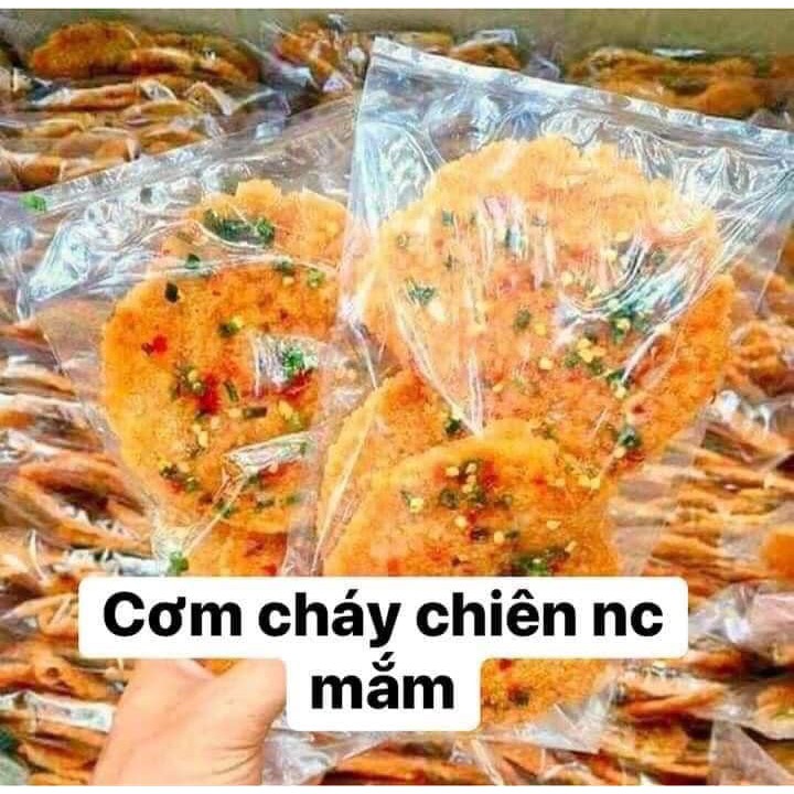 Combo 30 miếng cơm cháy mắm hành.