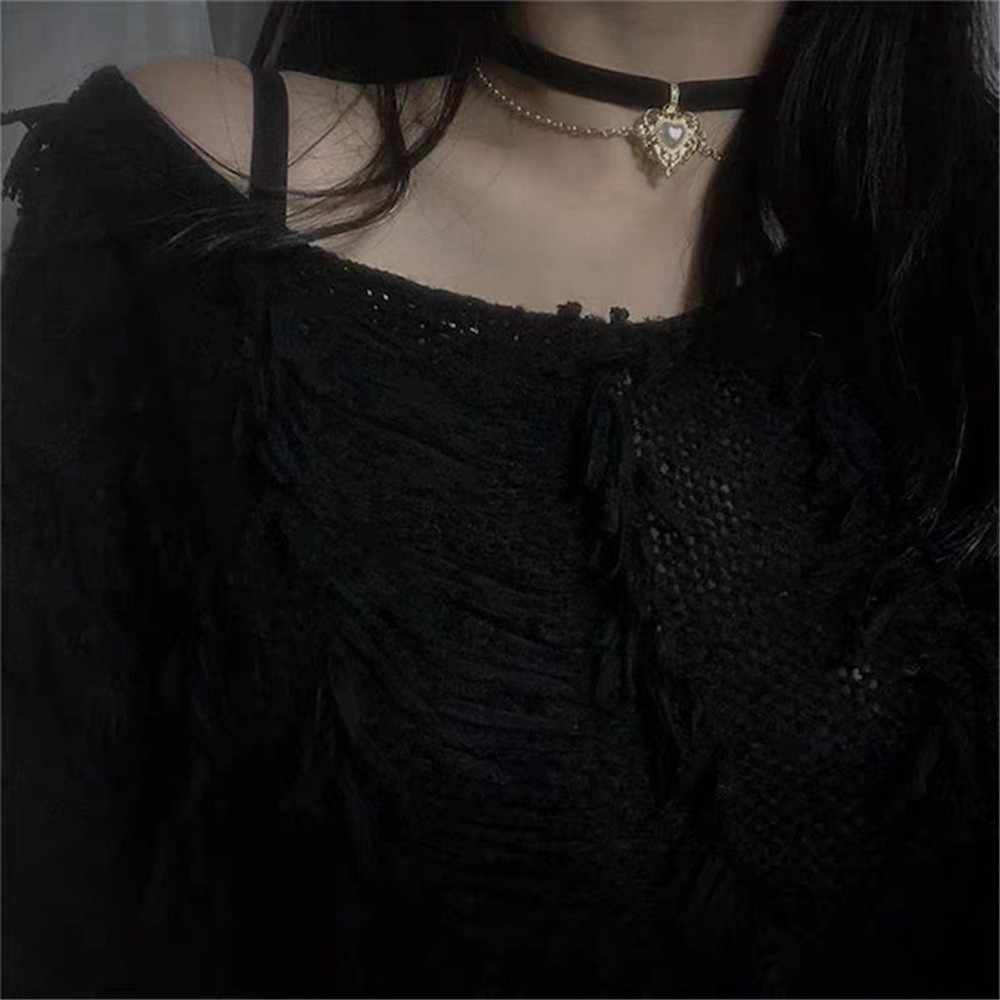 Vòng Cổ Choker Dây Nhung Mặt Hình Trái Tim Phong Cách Retro