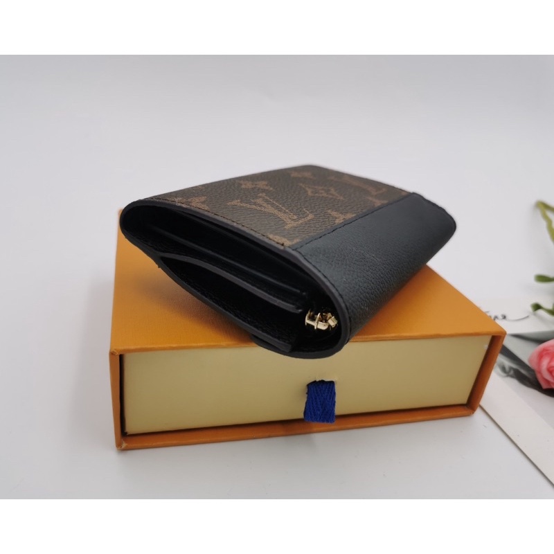 Ví gập cho nữ thương hiệu Louis Vuitton LV cao cấp khoá trượt