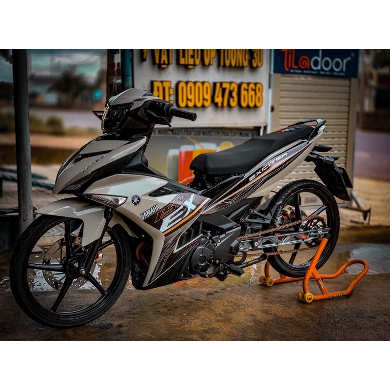 Tem rời exciter 150 bạc mẫu 2021 Malaysia
