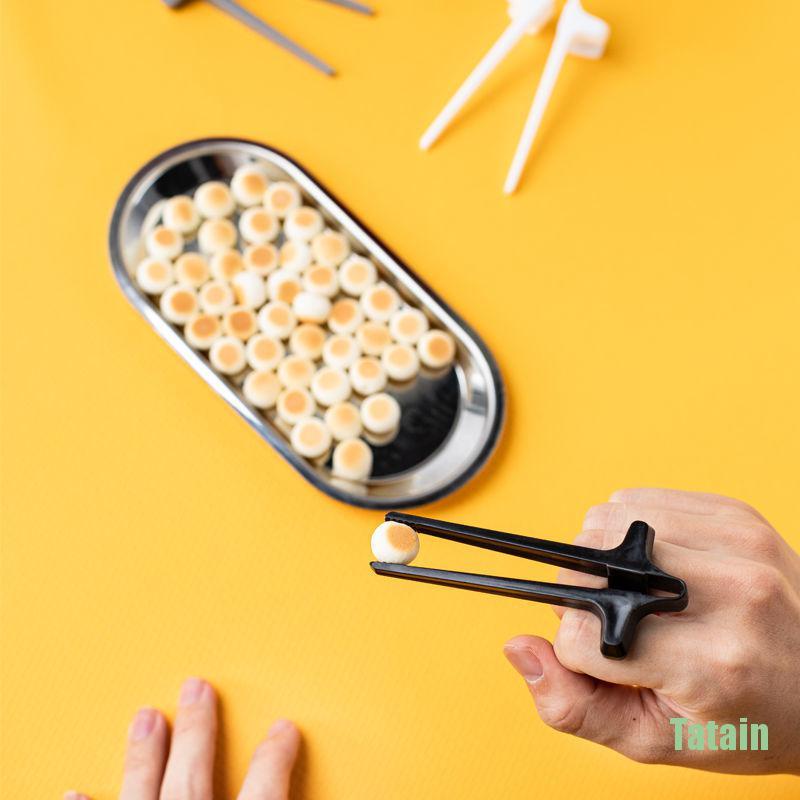 Giá đỡ đũa đeo ngón tay tiện dụng