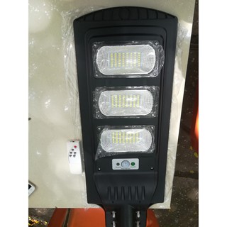 Đèn năng lượng mặt trời 90W