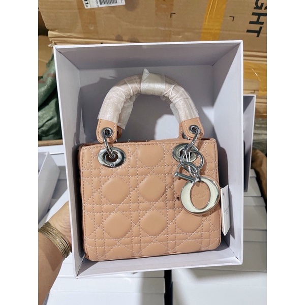 Túi D 3 ô tag bạc fullbox