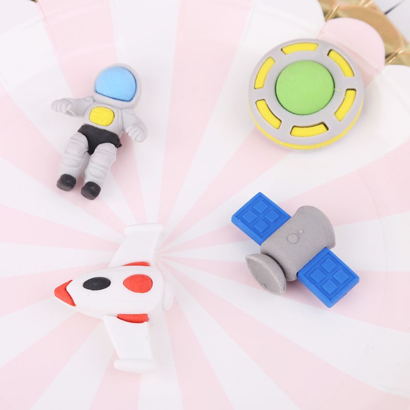 One Bộ 4 Cục Tẩy Bút Chì Hình Người Ngoài Hành Tinh