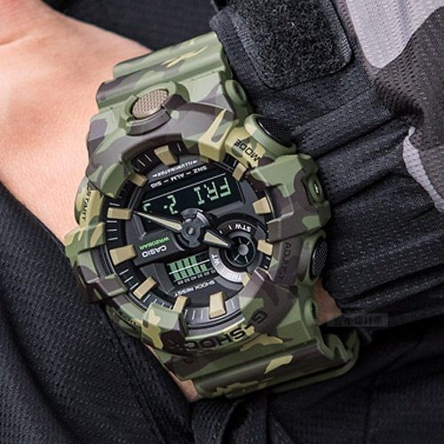 [Mã FARSBRT52 giảm 20% đơn từ 249K] Đồng hồ nam Casio G Shock GA-700CM-3A Màu Quân Đội - chống nước độ sâu 100m có Đèn L