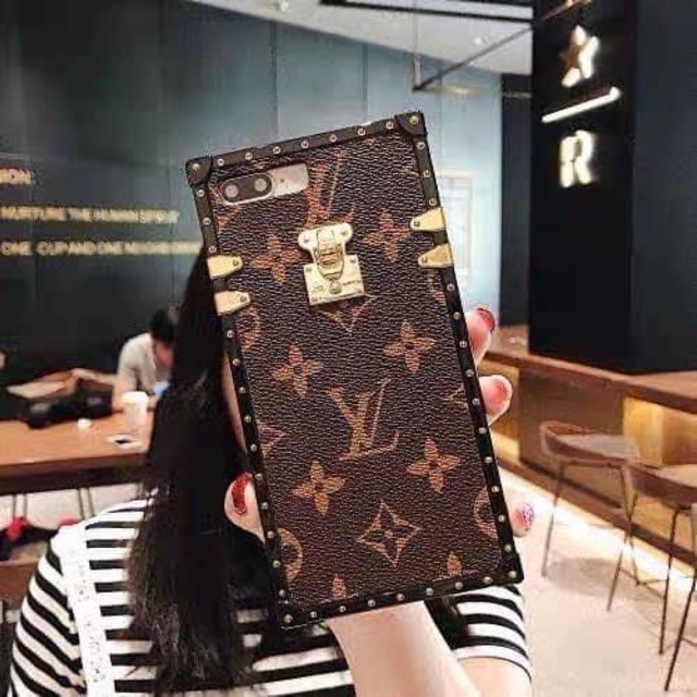 Ốp Vuông LV chữ nhỏ - chữ to dùng cho iphone 6,6/7,8/7,8 Plus/X,XS/XSMAX/11/11 pro max/ip12 6.1/12 6.7 | BigBuy360 - bigbuy360.vn