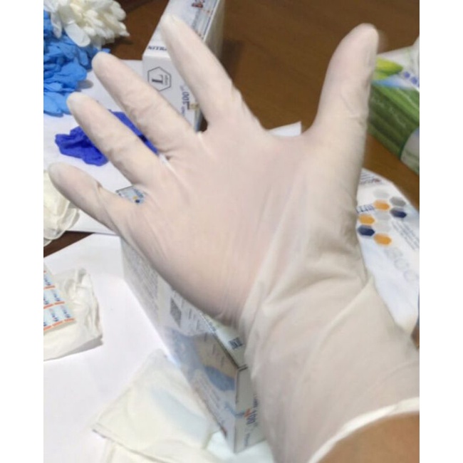 Xả hàng găng tay y tế không bột Vglove size S hộp 100 cái