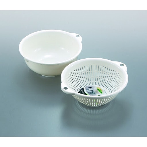 Set chậu, rổ Sanada 1,1L Nhật Bản (màu xanh + màu trắng) thiết kế nhỏ gọn, xinh xắn