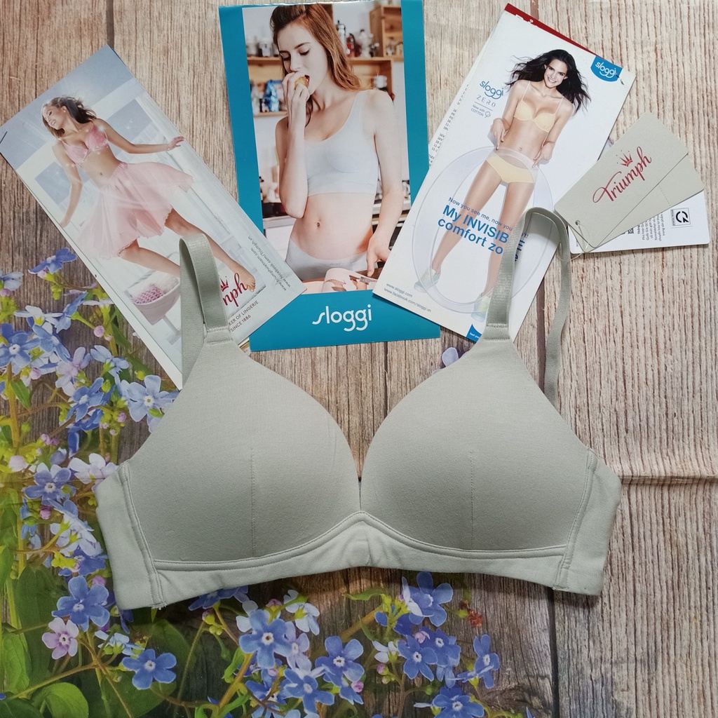 Áo ngực nữ Triumph 3218 không gọng, mút mỏng, dây lưng liền không móc cài màu Xanh