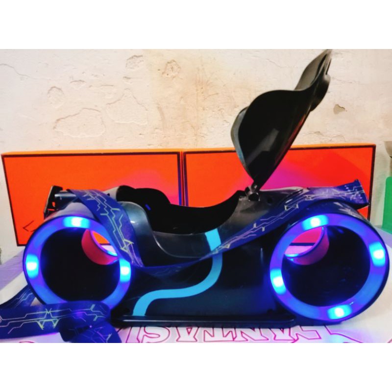 Hộp bắp mô hình xe Tron Light Cycle