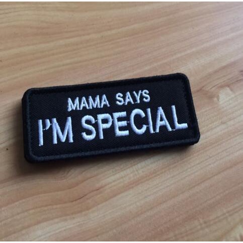 1 Miếng Vá Quần Áo Thêu Chữ Tiếng Anh / Nga / Vòng Tròn 9 * 4CM "MAMA SAYS I 'M SPECIAL"