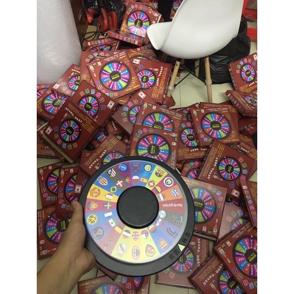 Vòng quay đá pes.