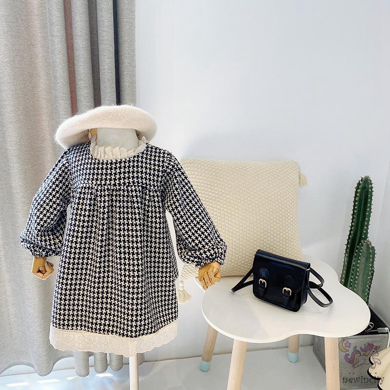 Đầm Nhung Phối Ren Dễ Thương Cho Bé