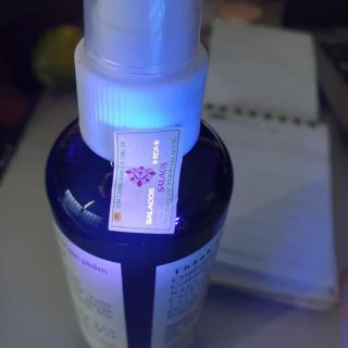 Xịt kháng khuẩn hương dâu diệt khuẩn 99.9%