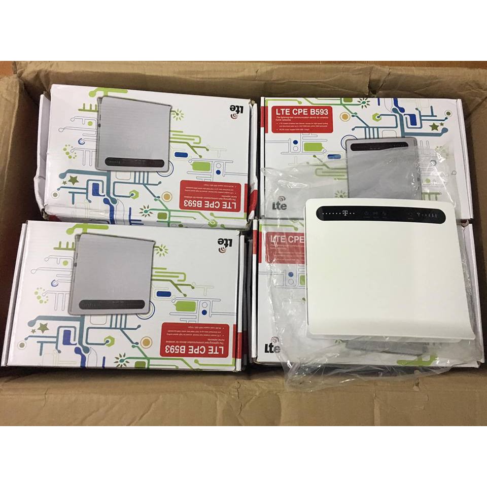 Modem wifi 4G/LTE tốc độ cao Huawei B593, 32 user, 4 cổng LAN, đã bao gồm 2 ăngten (dùng cho xe khách, tàu du lịch...) | BigBuy360 - bigbuy360.vn
