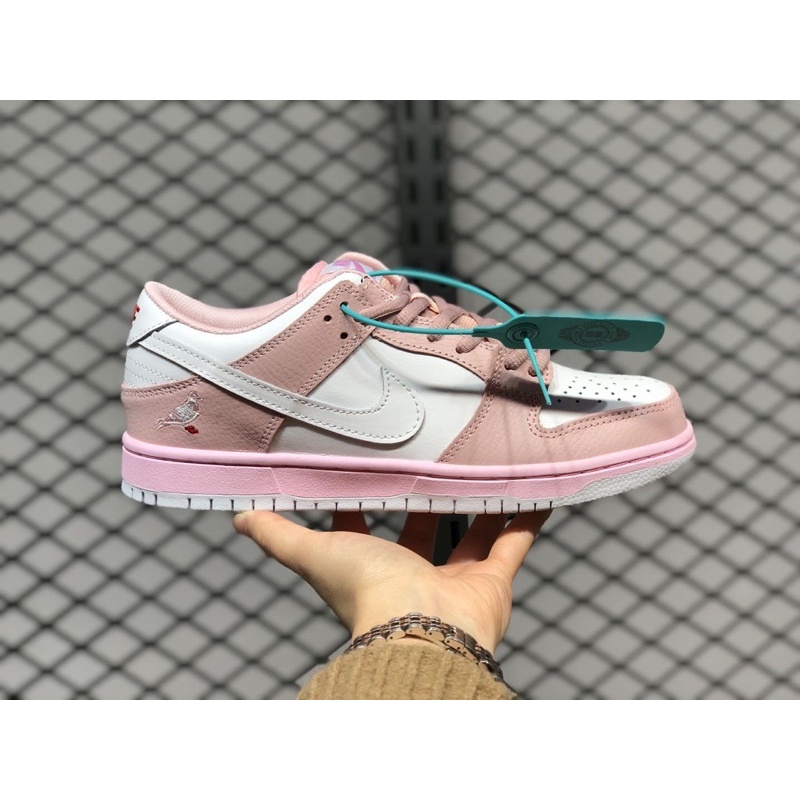 Giày SB Dunk pink cao cấp ( full box + free ship )
