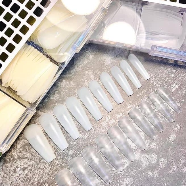 Móng úp nhám HSM các phom : thang , vuông , nhọn dài , nhon bầu