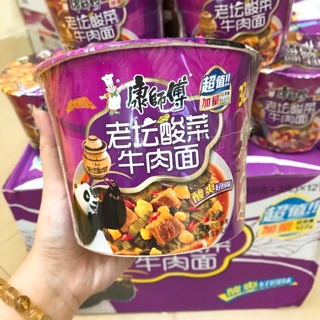 Mì bò dưa chua loại hộp