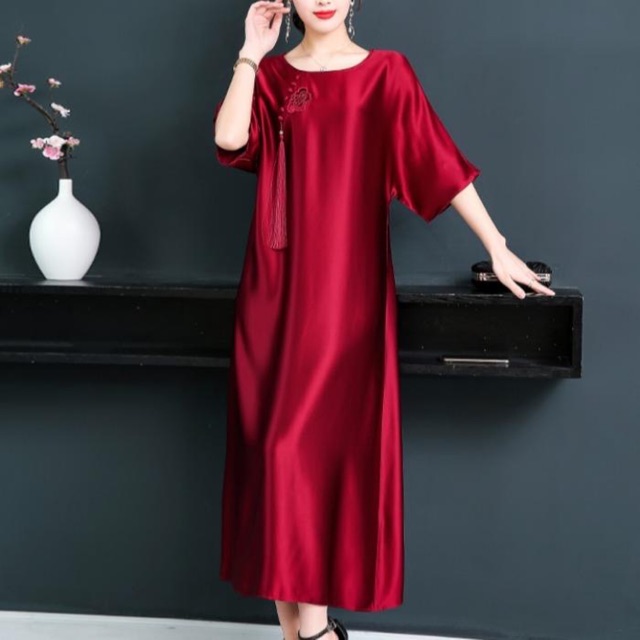 Váy đầm trung niên nữ