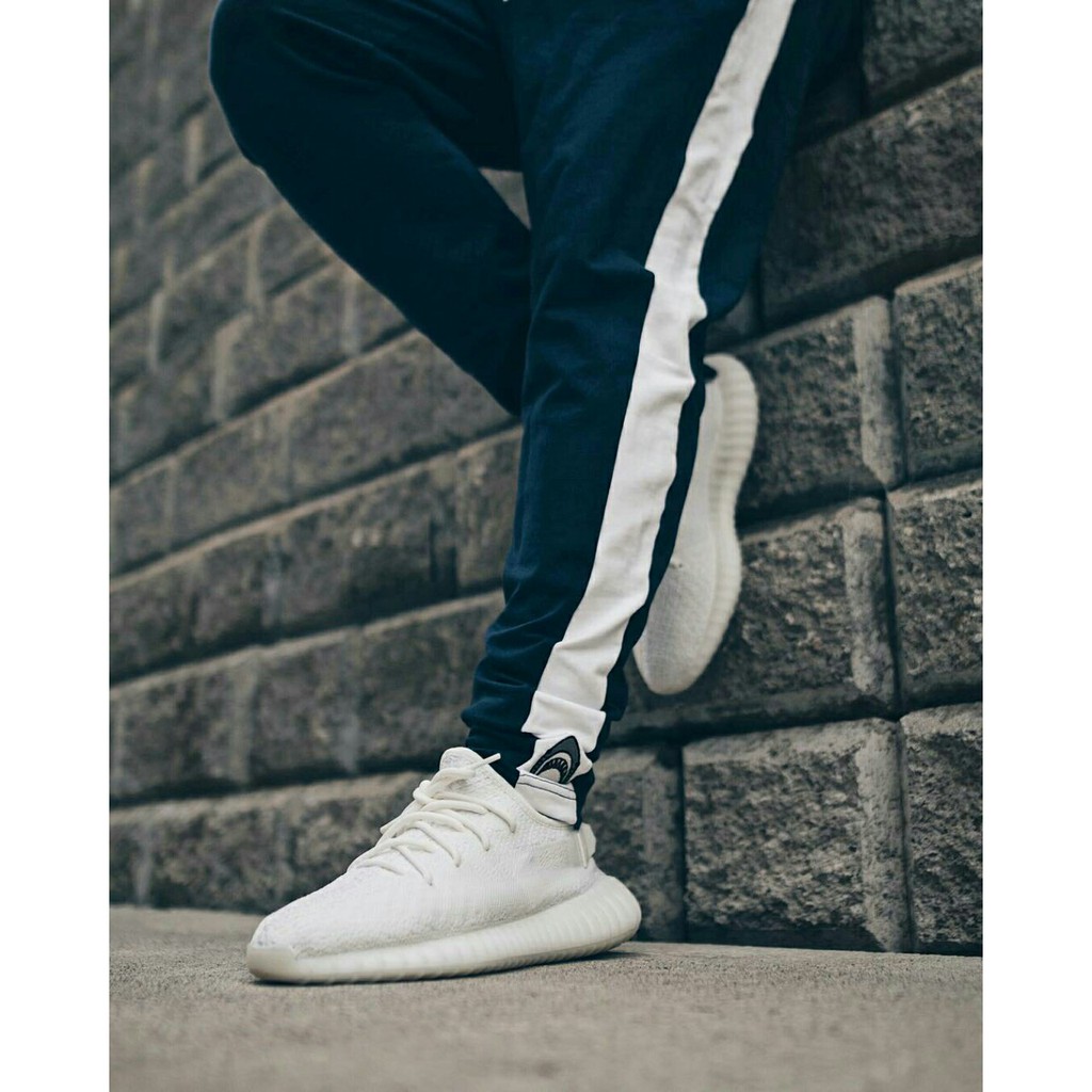 Giày yezzy boost 350