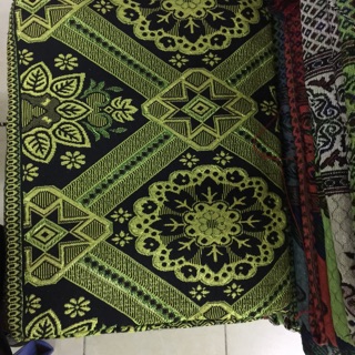 Thổ cẩm đổi màu