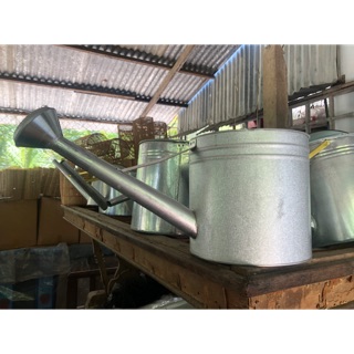 Thùng Vòi /Tưới Cây (chất liệu nhôm)