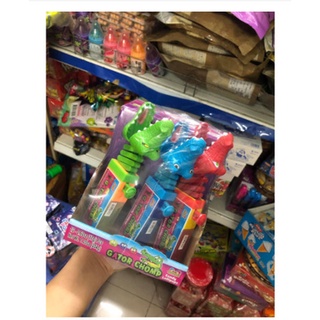Lốc 12 chiếc Kẹo đồ chơi cá sấu Gator Chomp Mỹ