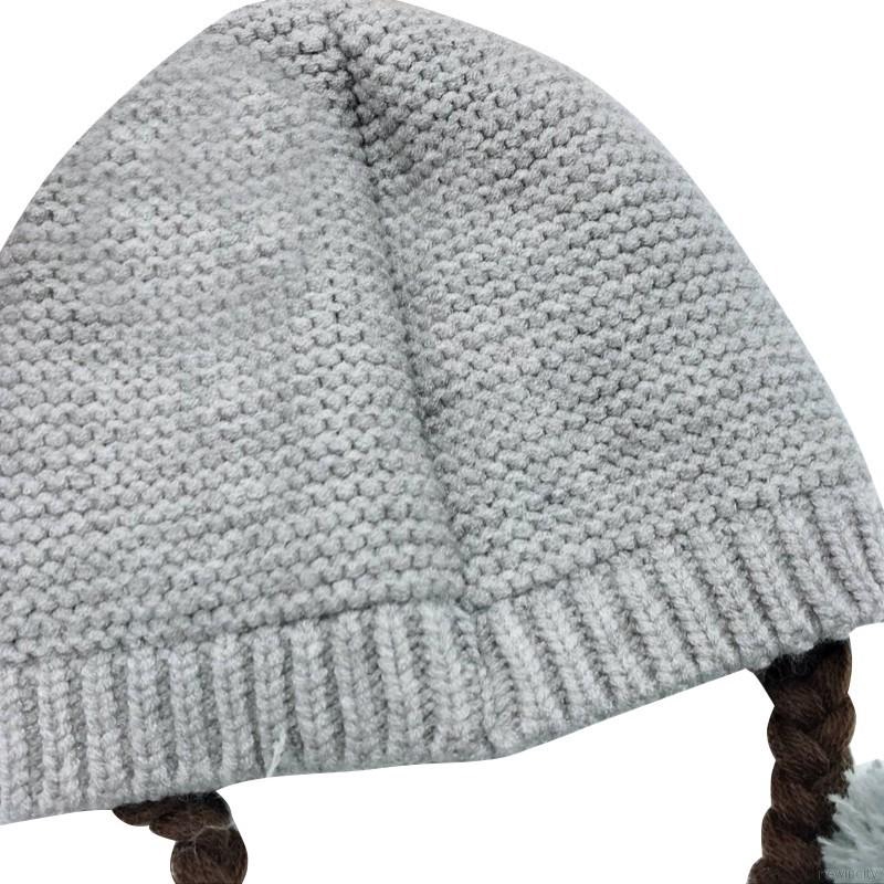 Mũ len trùm đầu cho bé có hai cục bông rủ xuống đáng yêu