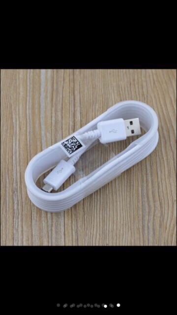 Cáp xạc nhanh chân micro
