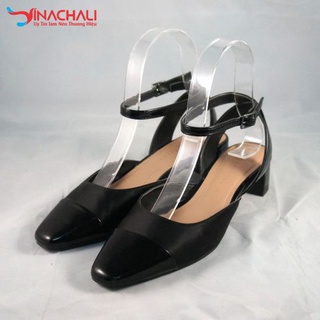Ruột mica giữ phom dáng giày dép