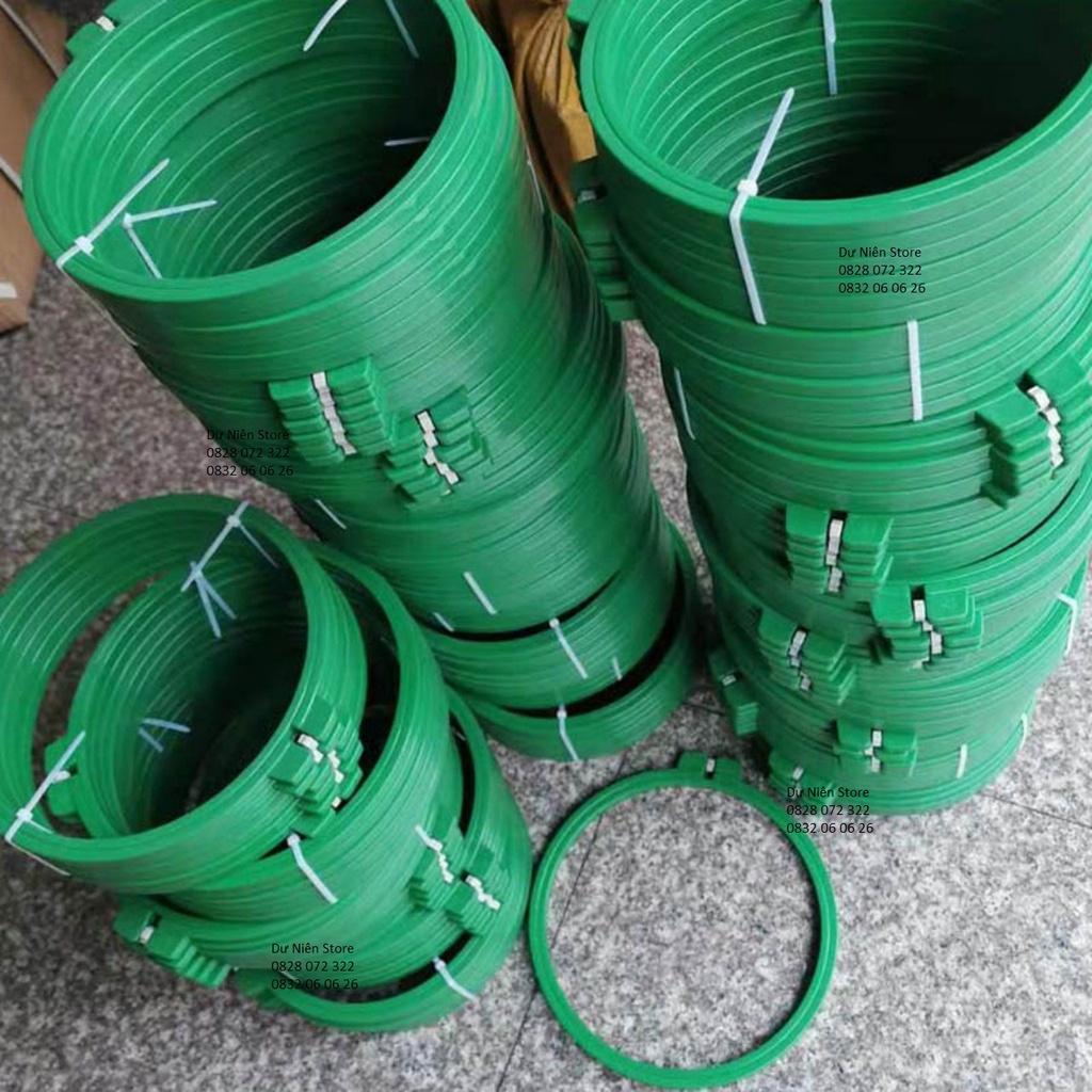 Bàn Căn, Khung Thêu Bằng Nhựa Xanh Đủ Size Chắc Chắn.