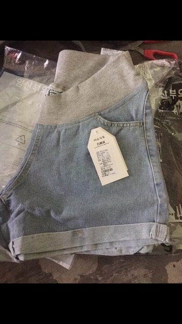 Quần short bầu denim gấp gấu-cạp thấp mẫu mới 🤰kèm ảnh thật