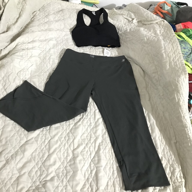 Thanh lý tủ đồ : quần tập gym/yoga Joe