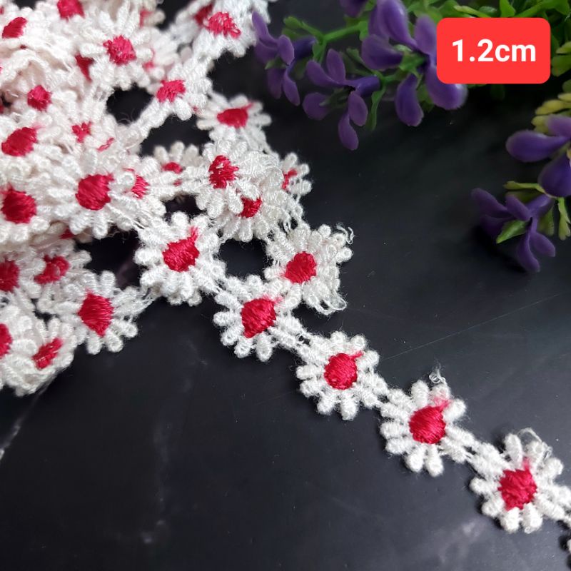 Dây hoa trang trí, size 1.2cm đến 4.5cm.