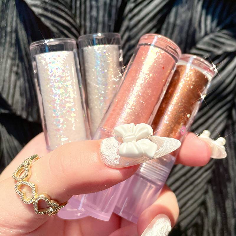 [Hàng mới về] Bút kẻ mắt kiêm phấn mắt dạng lỏng ánh ngọc trai lấp lánh chống thấm nước trang điểm