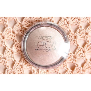 Phấn bắt sáng high glow của catrice