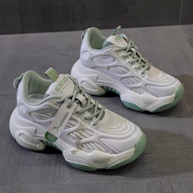 [Mã FAGREEN245 giảm 10% tối đa 30k đơn từ 99k] Giày thể thao nữ mã 222 | BigBuy360 - bigbuy360.vn