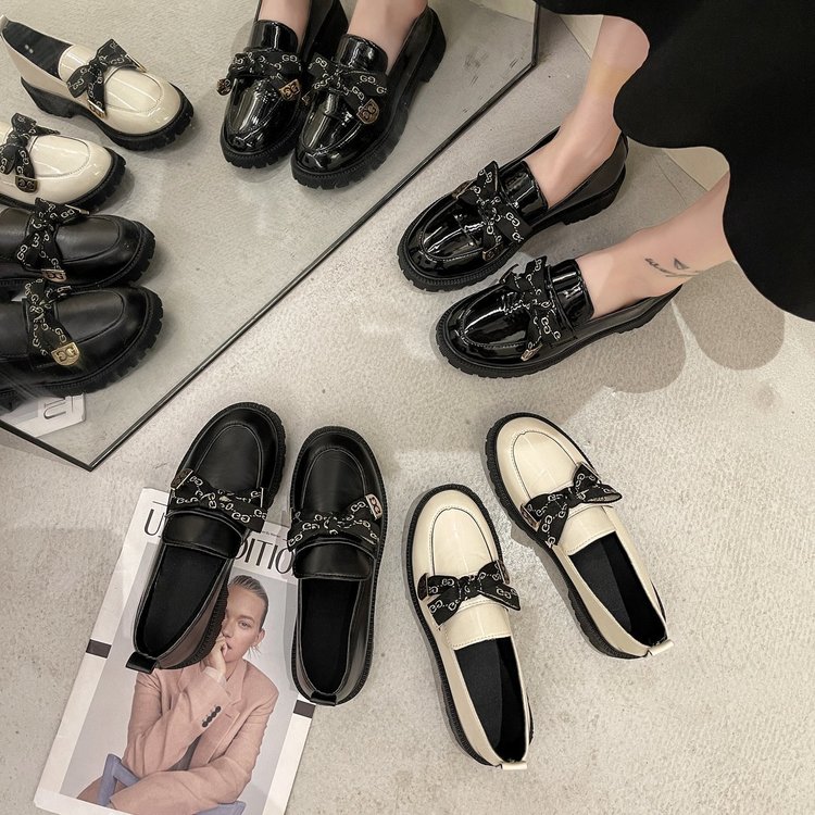 [ Mã 66CBSALE giảm 30K đơn 200K] Giày búp bê đế bằng mũi tròn đính nơ xinh xắn dành cho nữ | BigBuy360 - bigbuy360.vn