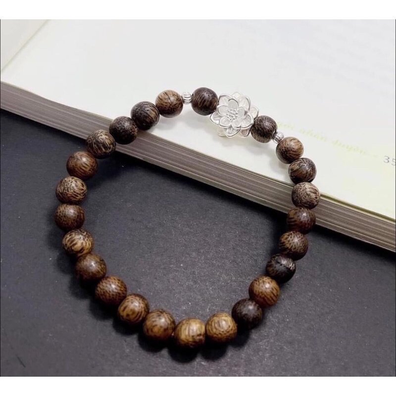 VÒNG TRẦM 6LY MIX SEN BI BẠC TA- GIÁ NHƯ SỈ