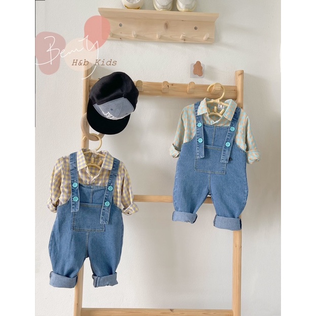 Yếm bò kèm áo kẻ sơ mi cho bé