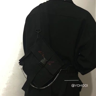 Túi đeo chéo kèm xích ulzzang (tặng huy hiệu)