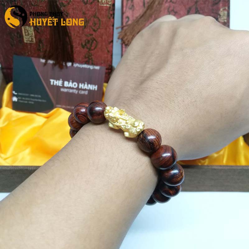 Vòng Gỗ Sưa Đỏ Mix Tỳ Hưu Bạc Xi Vàng, Vòng Tay Phong Thủy Cầu Bình An - May Mắn - Tài Lộc